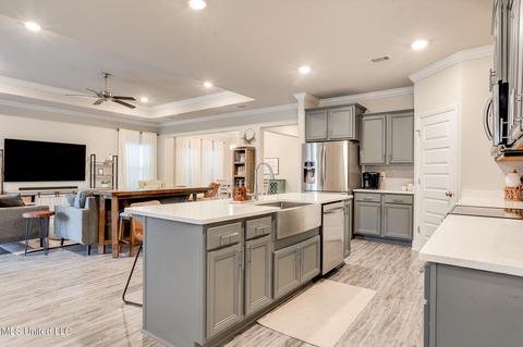 7028 Glen Eagle Dr, Biloxi, MS 39532 photo 11