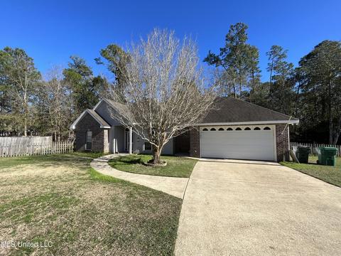 7816 Hilo Pl, Diamondhead, MS 39525 photo 1