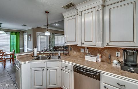 220 John Martin Dr, Brandon, MS 39047 photo 15