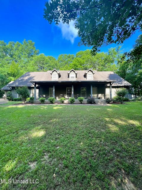 94 Semmes, Grenada, MS 38901 photo 1