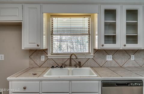 2032 S Cobblestone Cv, Brandon, MS 39042 photo 17