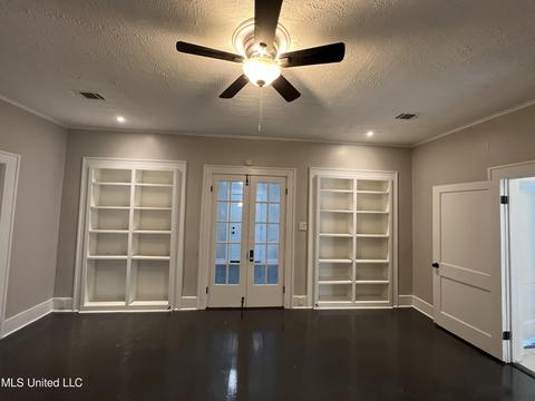 939 Pecan Blvd, Jackson, MS 39209 photo 2