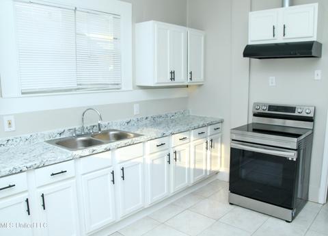 939 Pecan Blvd, Jackson, MS 39209 photo 3