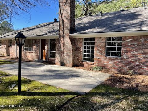 2229 Greenbriar Dr, Jackson, MS 39211 photo 16