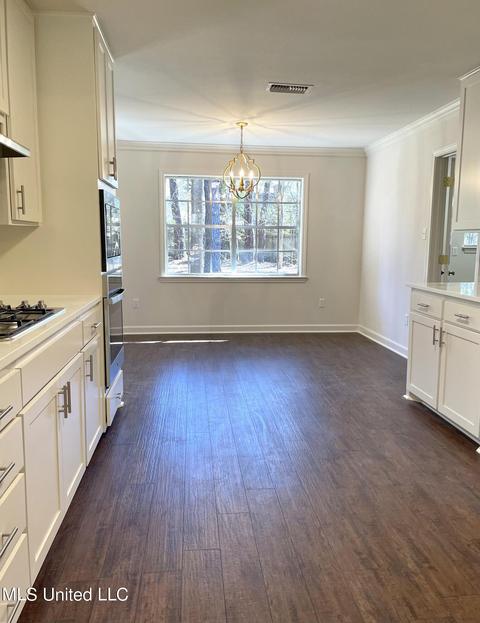 2229 Greenbriar Dr, Jackson, MS 39211 photo 7