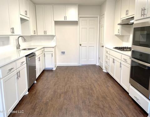 2229 Greenbriar Dr, Jackson, MS 39211 photo 6