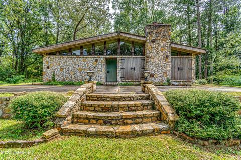 304 Pine Ridge Rd, Florence, MS 39073 photo 2