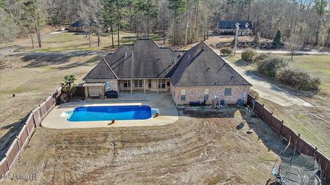 135 Hunter Trl, Florence, MS 39073 photo 60