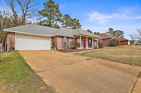 706 Tatum Dr, Florence, MS 39073 photo 3