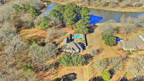 4071 Henderson Rd, Byram, MS 39272 photo 1