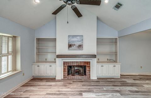 107 River Pl, Jackson, MS 39211 photo 2