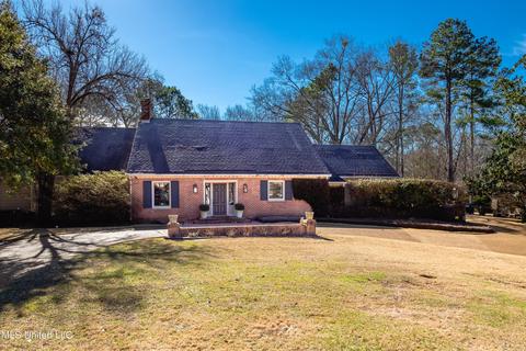 171 Winged Foot Cir, Jackson, MS 39211
