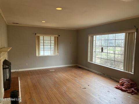 735 Gardner St, Jackson, MS 39206 photo 5
