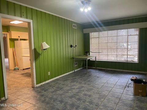 735 Gardner St, Jackson, MS 39206 photo 9