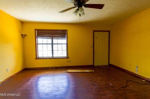 197 Rolling Hills Blvd, Florence, MS 39073 photo 11