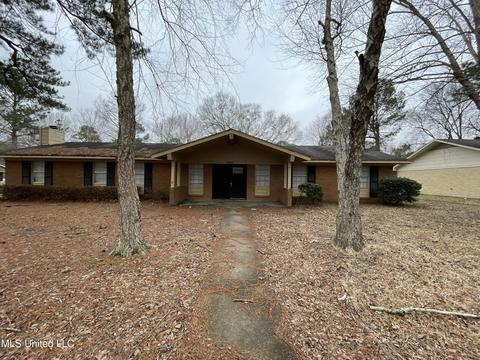 5905 Sedgwick Dr, Jackson, MS 39211 photo 1