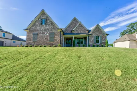 144 Farley Rd, Byhalia, MS 38611
