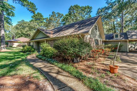 200 Whippoorwill Rd, Brandon, MS 39047 photo 4