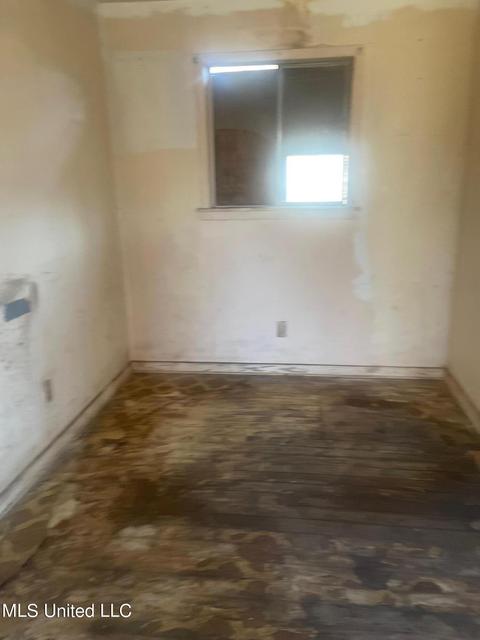 3104 Sears St, Jackson, MS 39213 photo 6