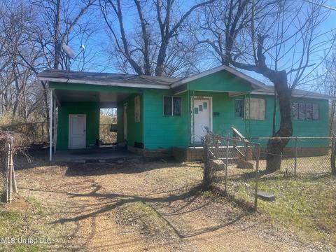 3104 Sears St, Jackson, MS 39213 photo 1