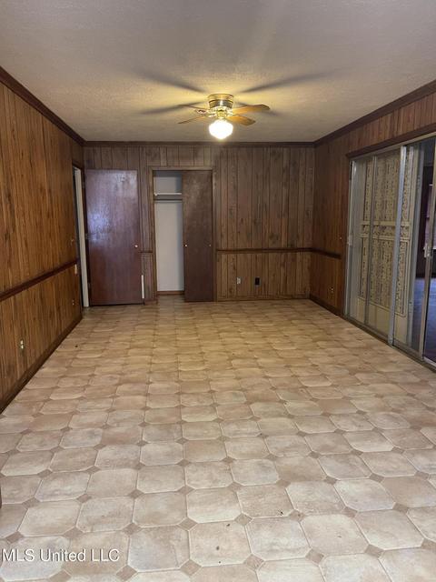 671 Daniel Cir, Jackson, MS 39212 photo 3