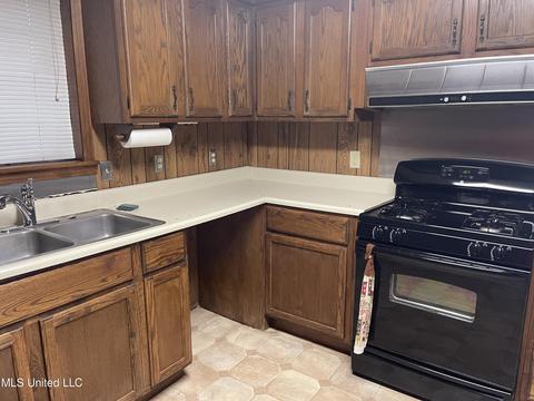 671 Daniel Cir, Jackson, MS 39212 photo 11