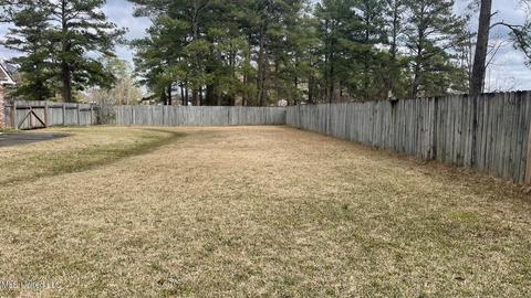 211 Greenview Dr, Forest, MS 39074 photo 6