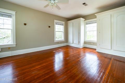 818 Fairview St, Jackson, MS 39202 photo 22