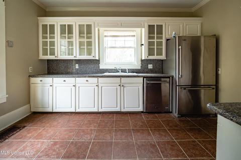 818 Fairview St, Jackson, MS 39202 photo 16