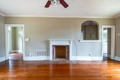 818 Fairview St, Jackson, MS 39202 photo 6
