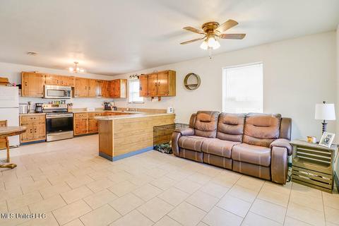 6239 Highway 612, Lucedale, MS 39452 photo 5