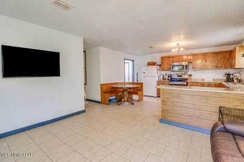 6239 Highway 612, Lucedale, MS 39452 photo 7