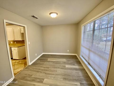 180 Bristol Blvd, Jackson, MS 39204 photo 9
