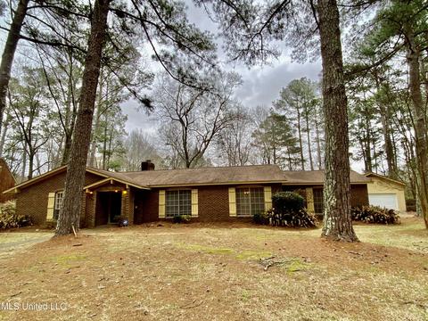 180 Bristol Blvd, Jackson, MS 39204 photo 1