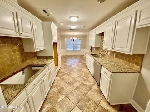 180 Bristol Blvd, Jackson, MS 39204 photo 10