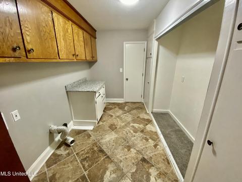 180 Bristol Blvd, Jackson, MS 39204 photo 13