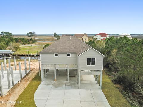 1322 Enos St, Diamondhead, MS 39525 photo 1