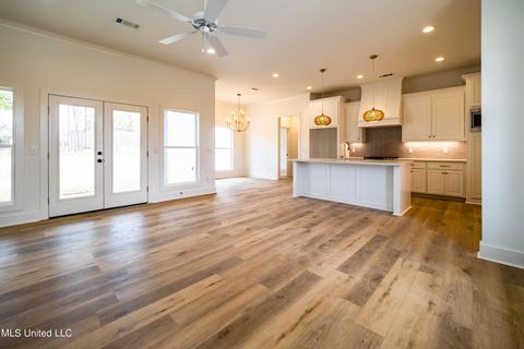 114 Seymour Dr, Madison, MS 39110 photo 2