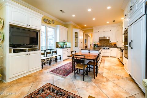 4 Arlington Park, Jackson, MS 39211 photo 6