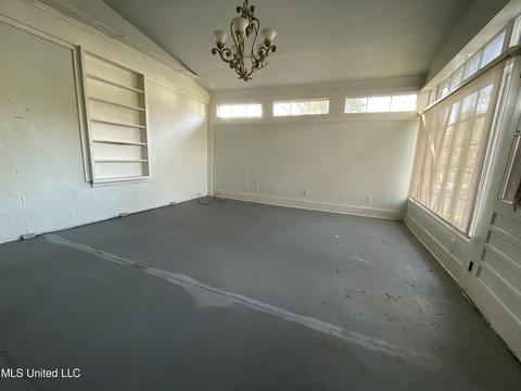 901 Fairview St, Jackson, MS 39202 photo 7
