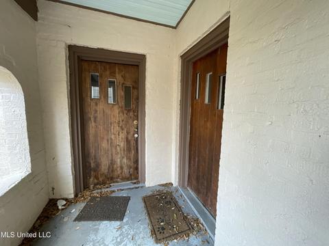 901 Fairview St, Jackson, MS 39202 photo 2