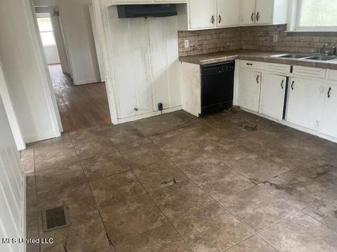 340 Barnes St, Jackson, MS 39206 photo 15