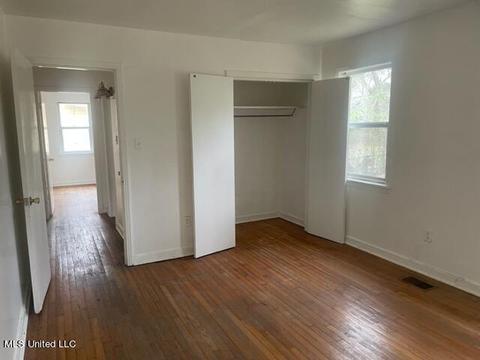 340 Barnes St, Jackson, MS 39206 photo 5