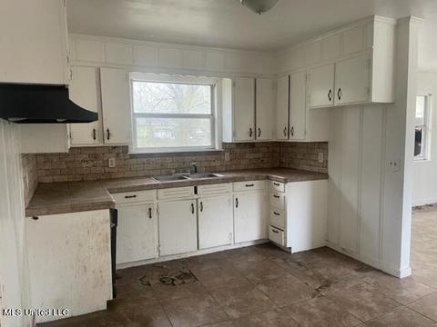 340 Barnes St, Jackson, MS 39206 photo 11