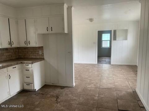 340 Barnes St, Jackson, MS 39206 photo 13