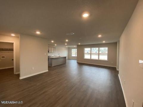 1064 Enclave Cir, Long Beach, MS 39560 photo 7