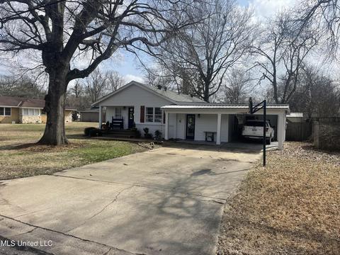 1103 University St, Cleveland, MS 38732