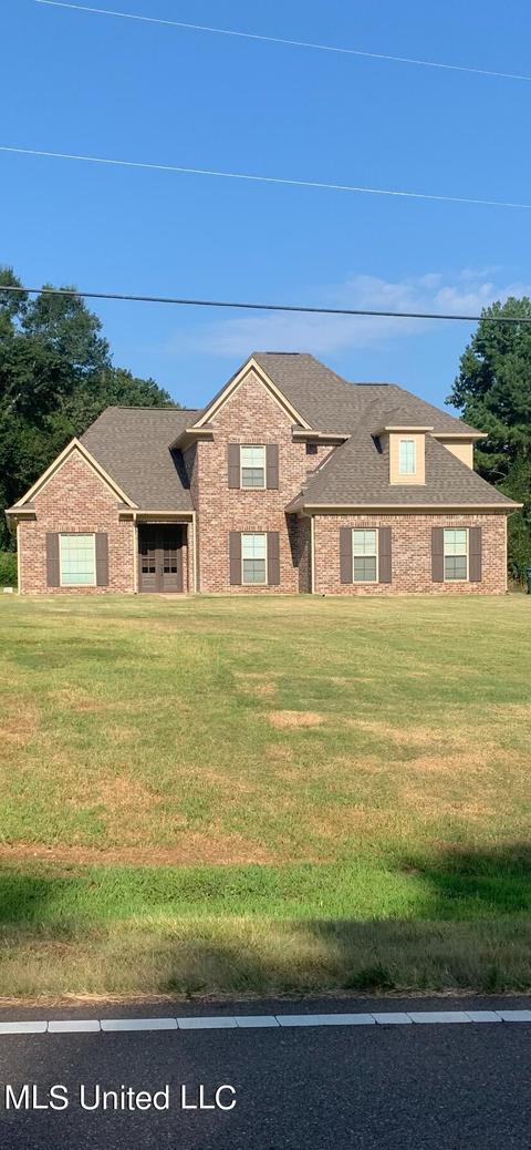2297 Tulane Rd, Nesbit, MS 38651 photo 1