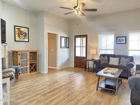 439 Springhill Pt, Brandon, MS 39047 photo 8