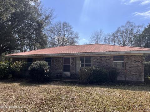 8301 Greenfields Rd, Moss Point, MS 39562 photo 1